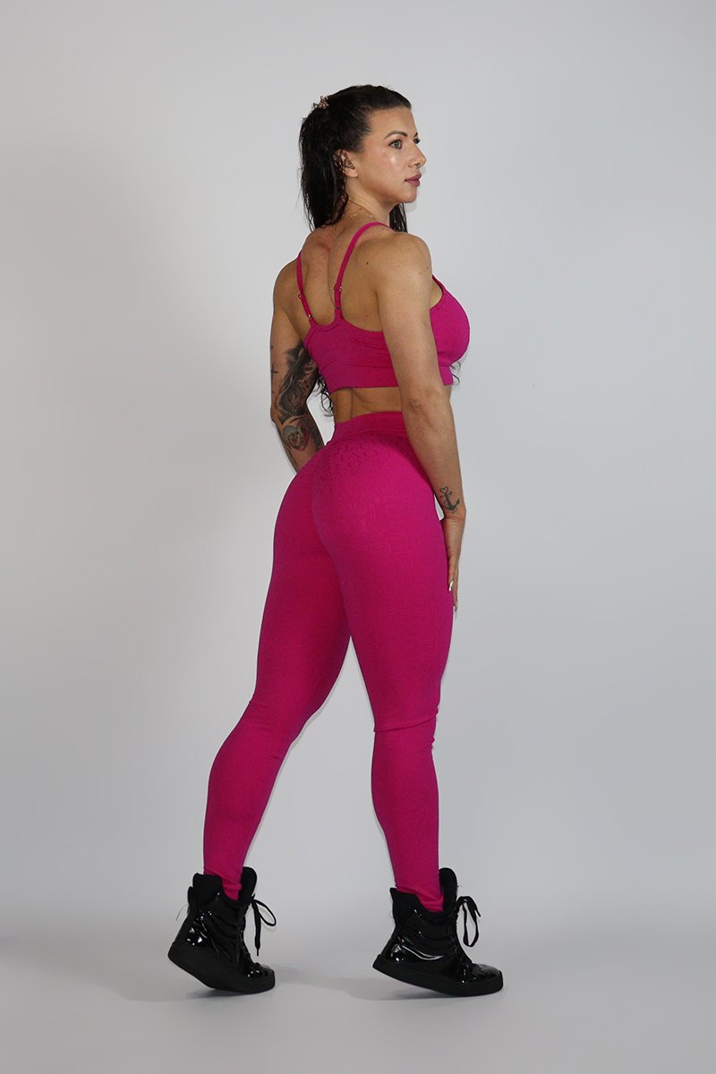 Legging Fitness Com Modelador de Bumbum Cor Rosa Textura Jacquard Love